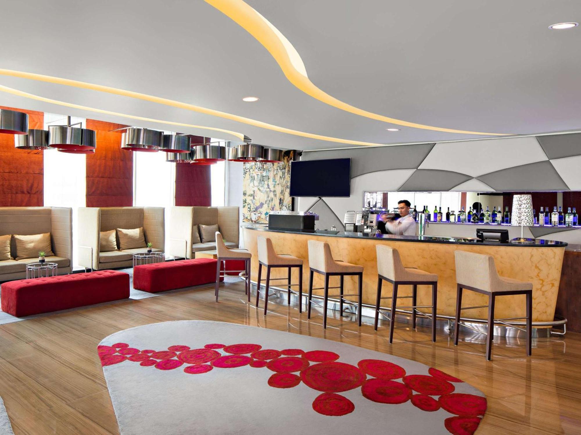 Novotel Jakarta Gajah Mada Eksteriør billede