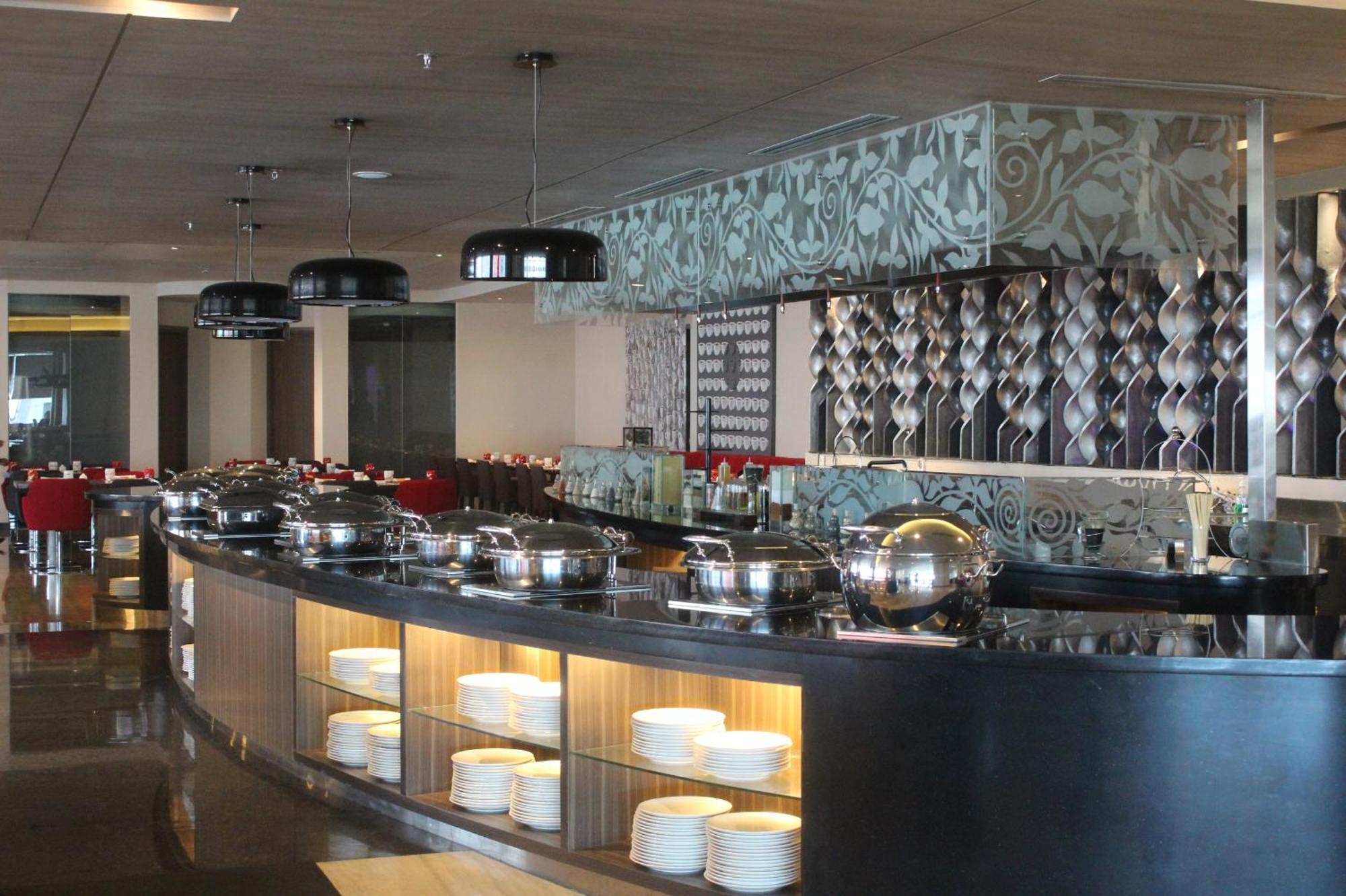 Novotel Jakarta Gajah Mada Eksteriør billede