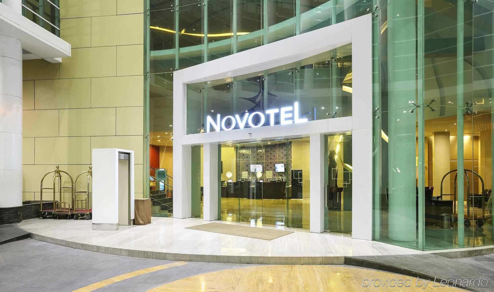 Novotel Jakarta Gajah Mada Eksteriør billede