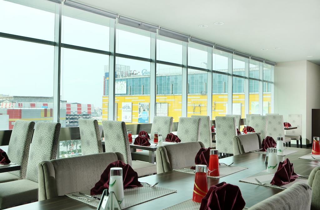 Novotel Jakarta Gajah Mada Eksteriør billede
