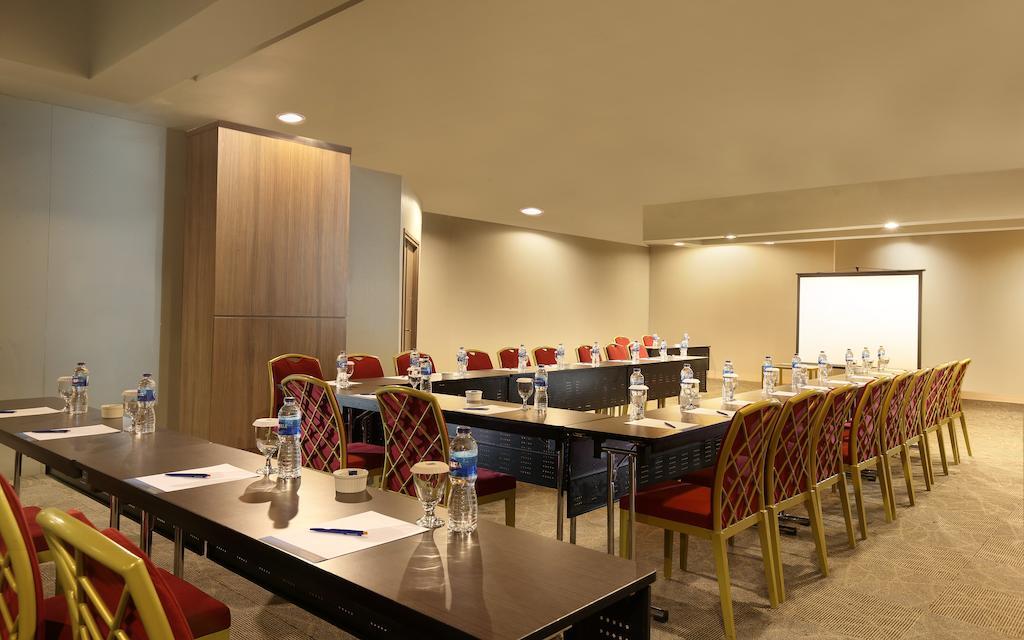 Novotel Jakarta Gajah Mada Eksteriør billede